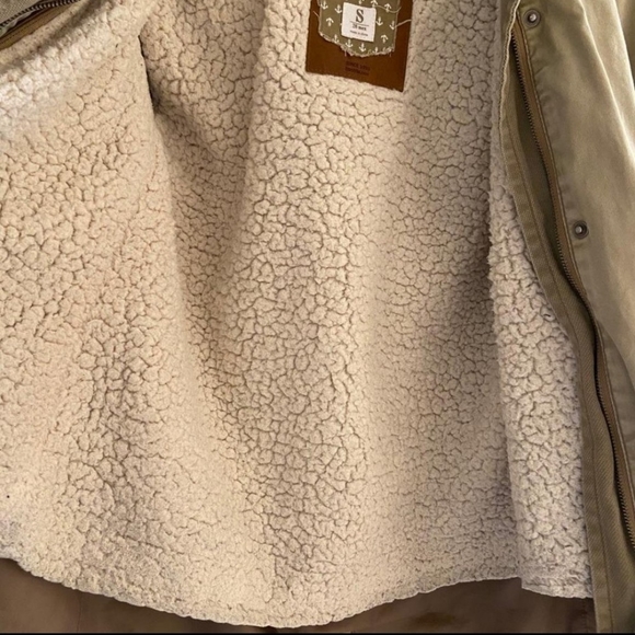 Bershka Sherpa Parka with Fur Lined Hood - Picture 5 of 5